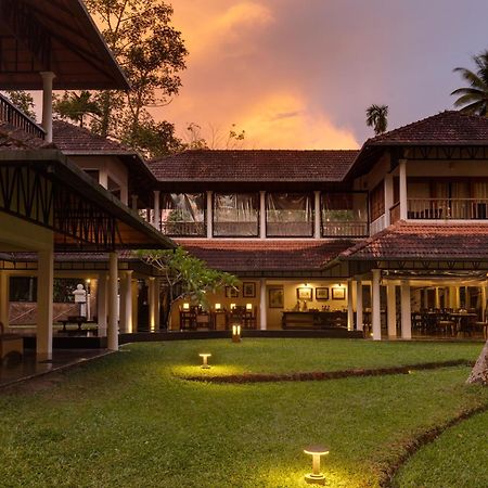 Cranganor History Cafe & Riverside Chateau North Paravur Bagian luar foto