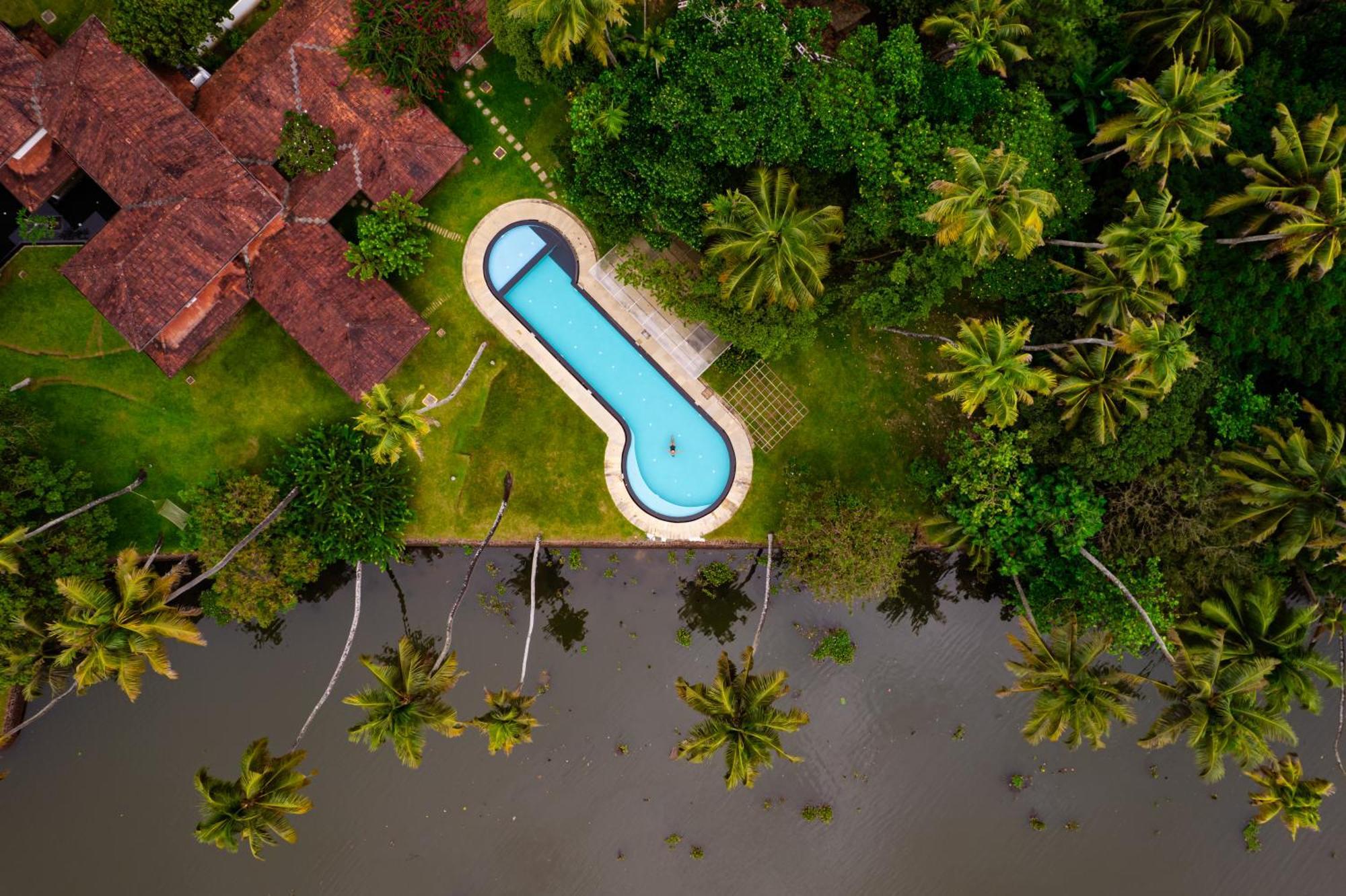 Cranganor History Cafe & Riverside Chateau North Paravur Bagian luar foto