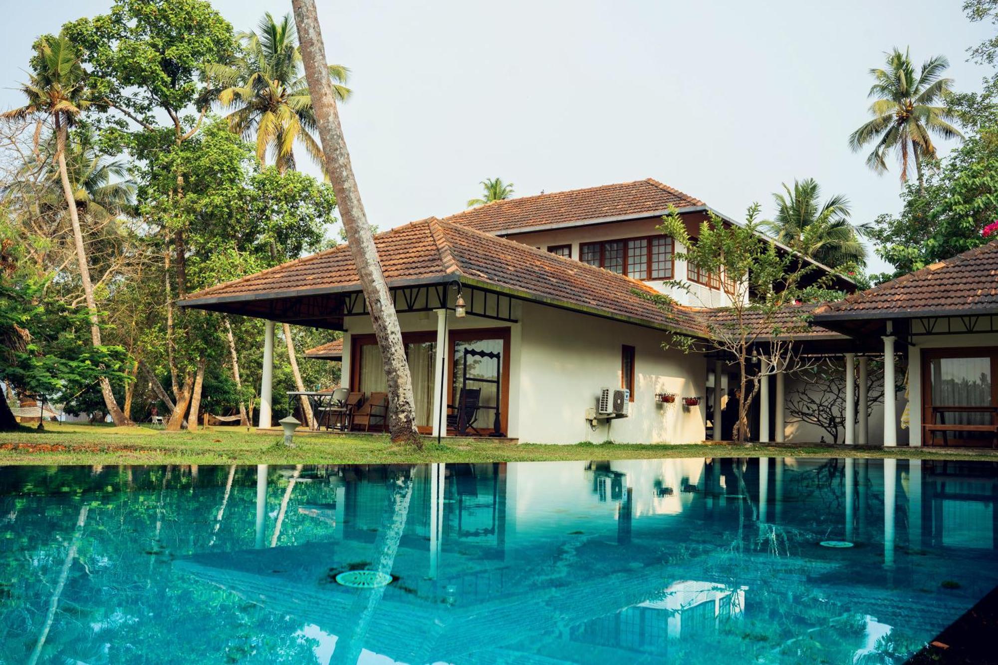 Cranganor History Cafe & Riverside Chateau North Paravur Bagian luar foto