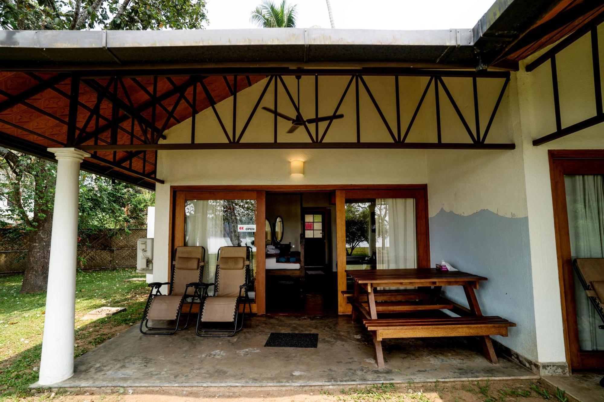 Cranganor History Cafe & Riverside Chateau North Paravur Bagian luar foto