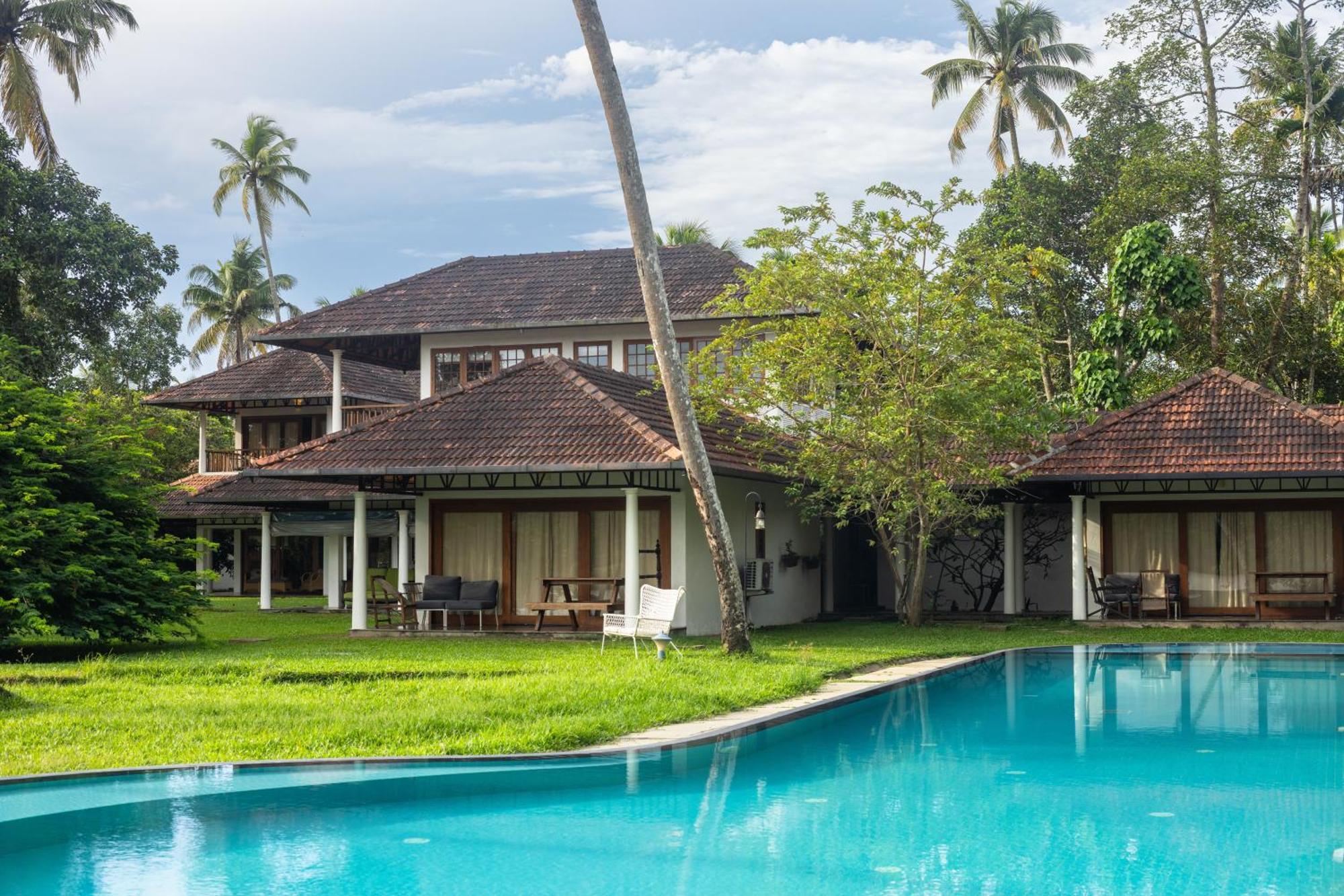 Cranganor History Cafe & Riverside Chateau North Paravur Bagian luar foto