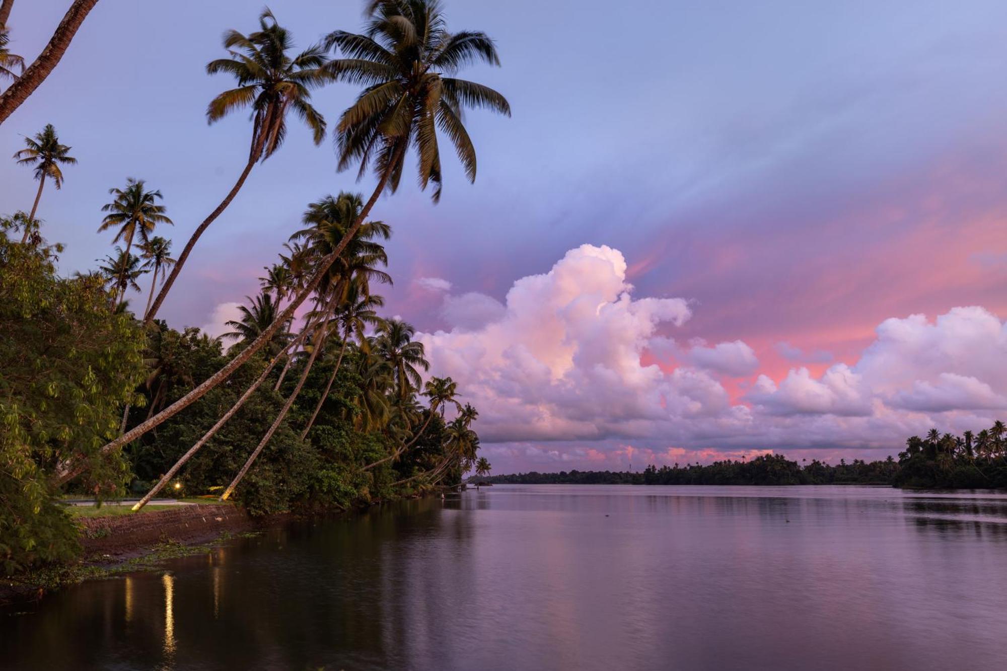 Cranganor History Cafe & Riverside Chateau North Paravur Bagian luar foto